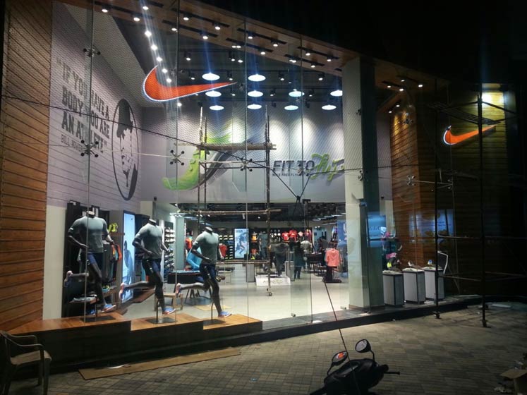 nike factory outlet in mahipalpur